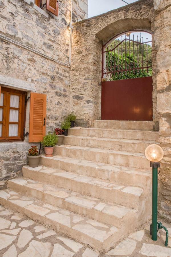 Villa Kastania Kastanéa 외부 사진